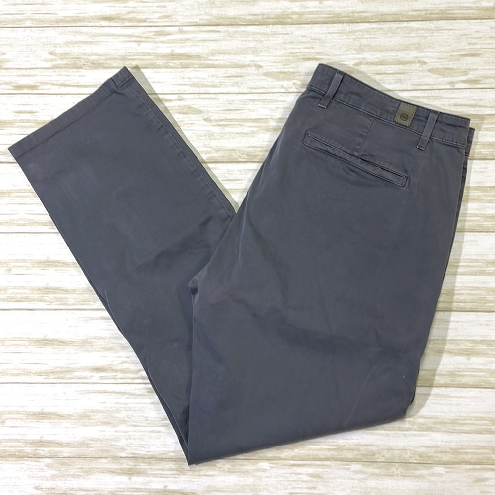 Adriano Goldschmied mens 38x30 gray flat front chino casual pants EUC